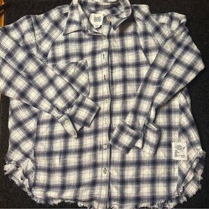 073 BDG Distressed Blue Plaid Button Up- Size M